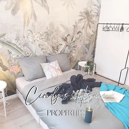 Logement Pour 4 - 2 Chambres, Parking & Balcon Apartment
