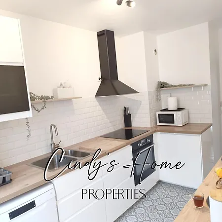 Logement Pour 4 - 2 Chambres, Parking & Balcon * Plaisir